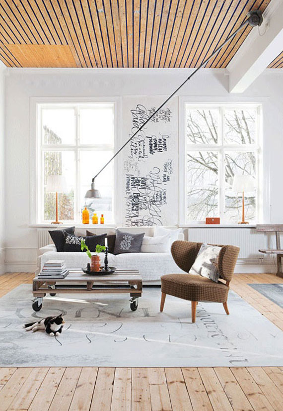 İskandinav tarzı ev dekorasyonu salon oturma odası mobilya koltuk takımı oturma grubu örneği